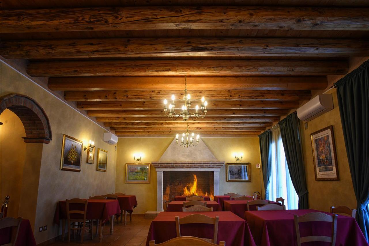 Agriturismo Corte Benetti โรวีโก ภายนอก รูปภาพ