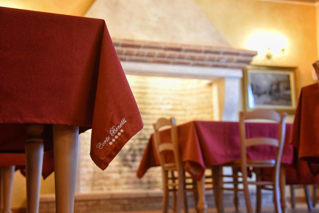 Agriturismo Corte Benetti โรวีโก ภายนอก รูปภาพ