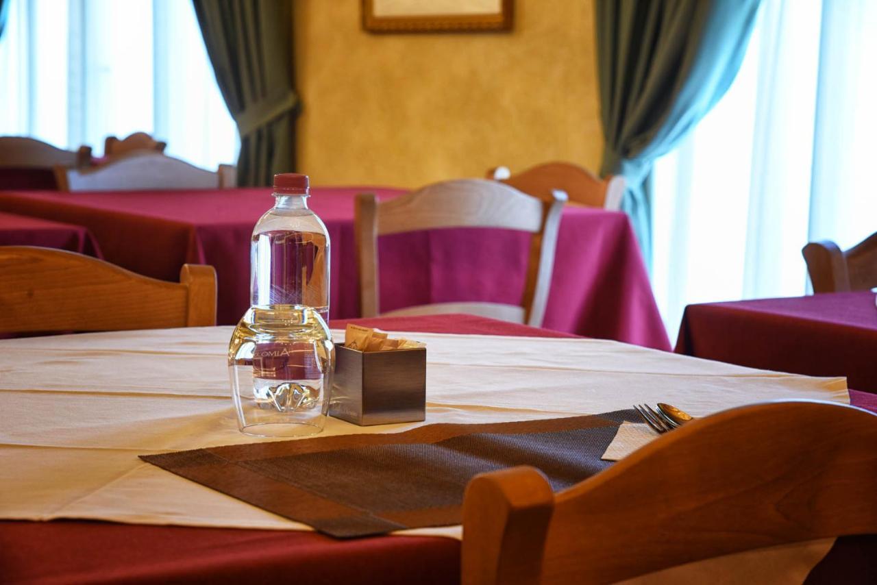 Agriturismo Corte Benetti โรวีโก ภายนอก รูปภาพ