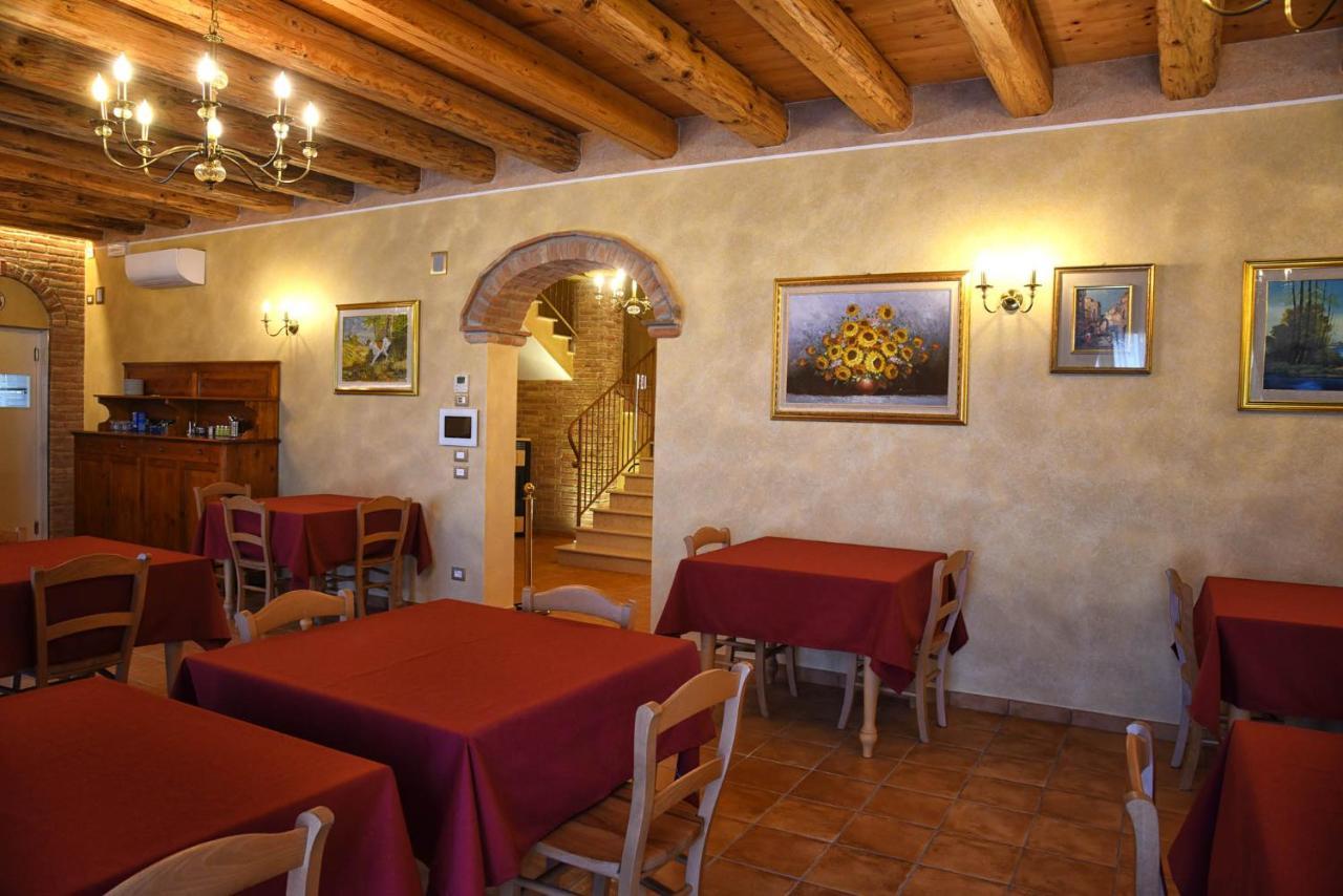 Agriturismo Corte Benetti โรวีโก ภายนอก รูปภาพ