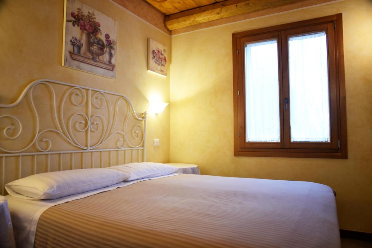 Agriturismo Corte Benetti โรวีโก ภายนอก รูปภาพ